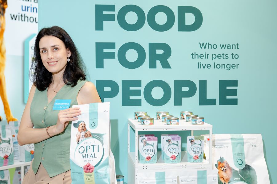 Promoting holistic pet nutrition for a longer, healthier life.